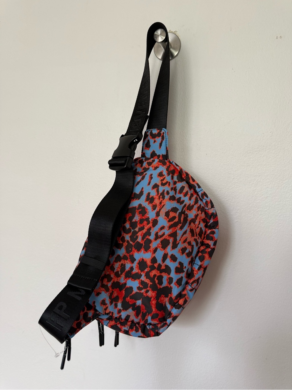 NEW! Free People Movement animal print quilted sling belt bag; sci fi leopard - Picture 14 of 16